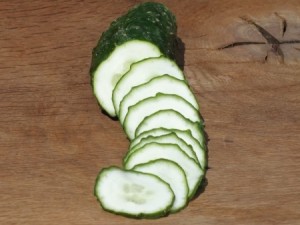 add cucumber to your daily vegetables